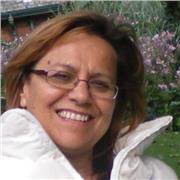 Docente d'Istituto Superiore, in pensione da un anno, che ha insegnato con grande partecipazione, professionalità e dedizione, offre:
- Lezioni private sia per Italiano che Storia (Triennio) 
- Supporto per la preparazione all'Esame di Stato, avendo inseg